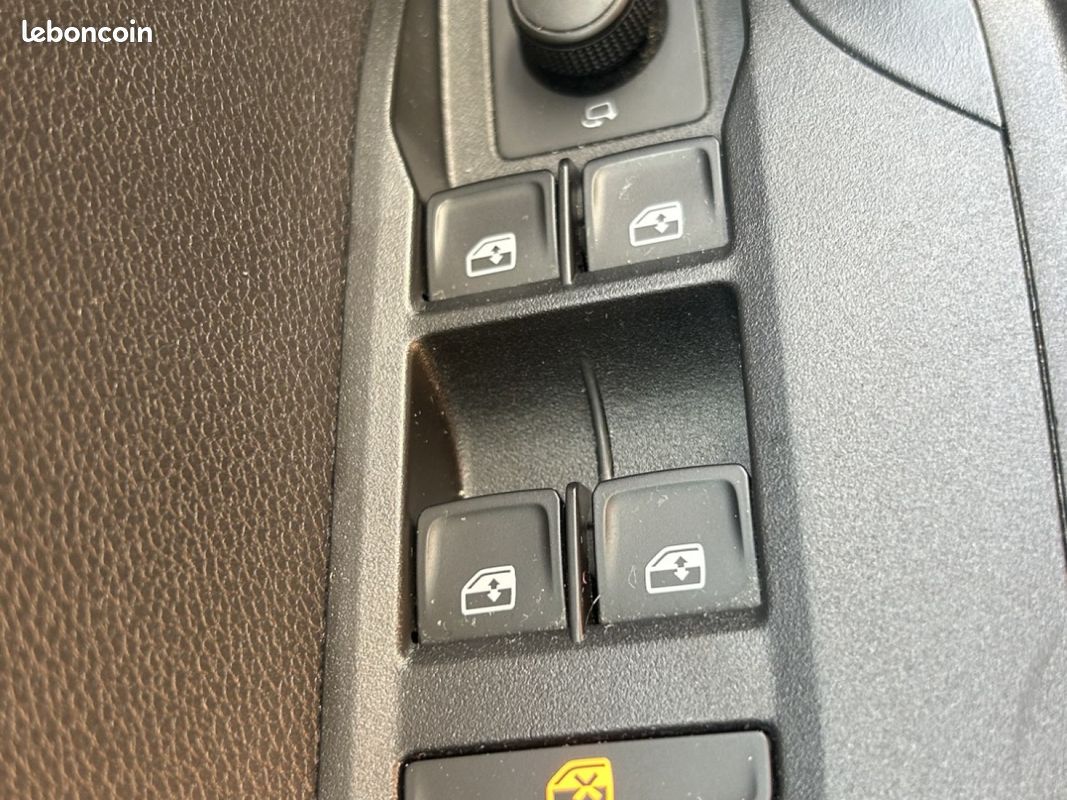 SEAT IBIZA Entretien complet-Carplay-Clim automatique-Radar AV/AR-Garantie 12 mois (image 19)