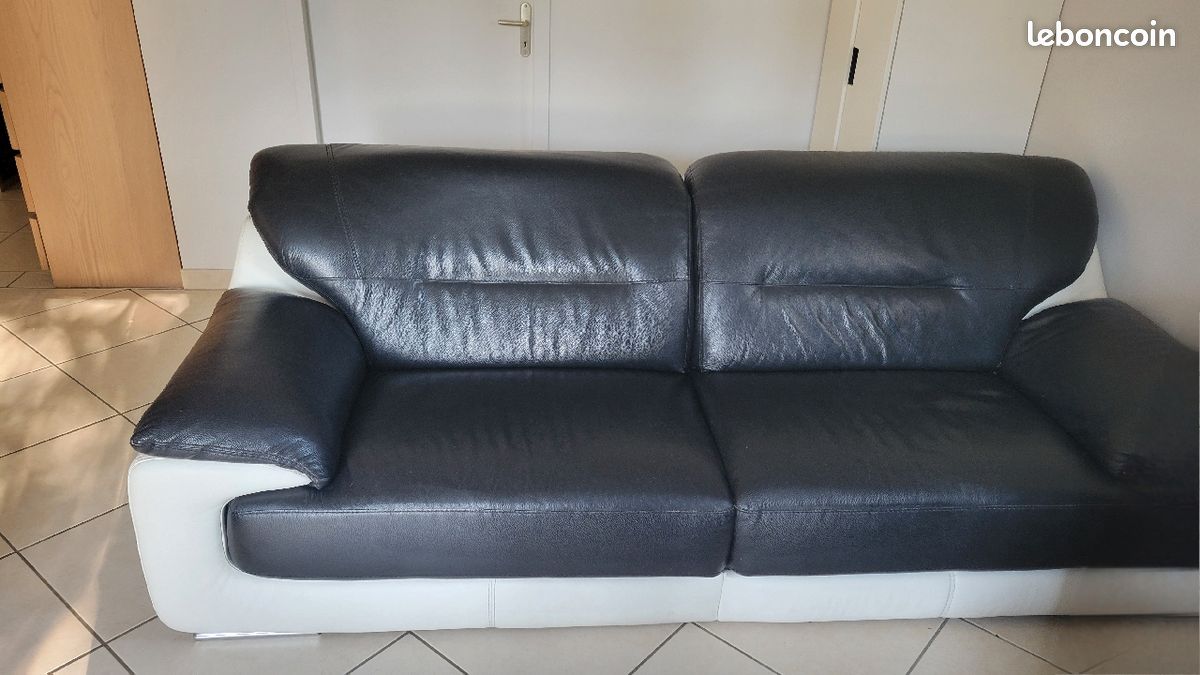 Canapé cuir (image 1)
