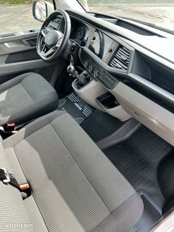 Volkswagen Transporter T6 L1 H1 2,0 TDI 150CV BVMT6 GPS APPLE CARPLAY + BLUETOOTH + RADARS AV / AR (image 3)