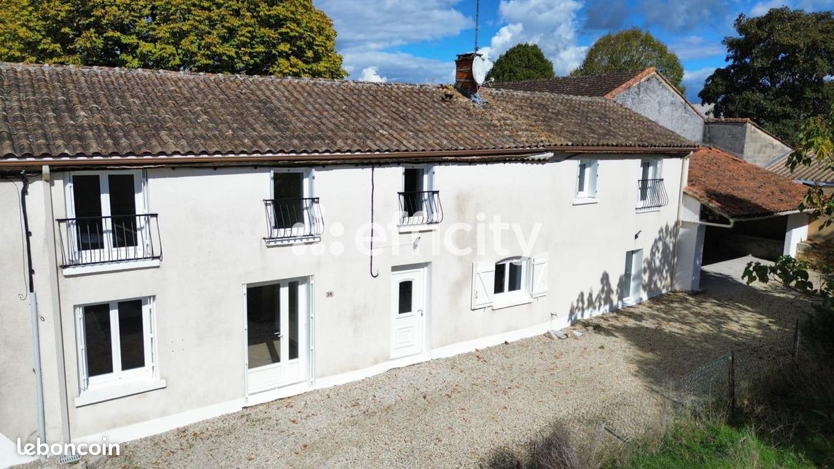 Maison 6 pièces 145 m² · à Ruelle-sur-Touvre · 145 m² · 209 990 €
