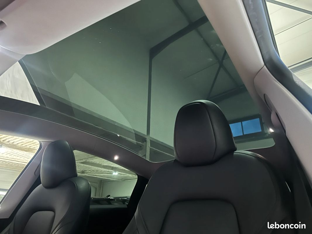 TESLA Model Y LONG RANGE RWD - 2024 - Toit ouvrant - Automatique (image 14)