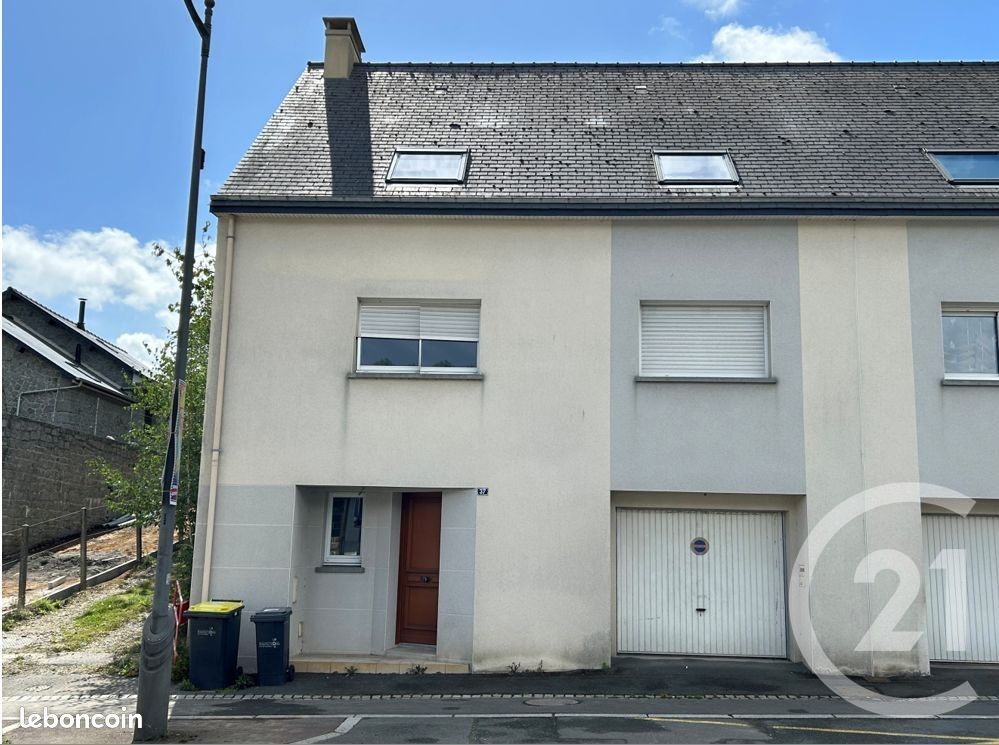 Maison 6 pièces 105 m² · à Lécousse · 105 m² · 199 500 €