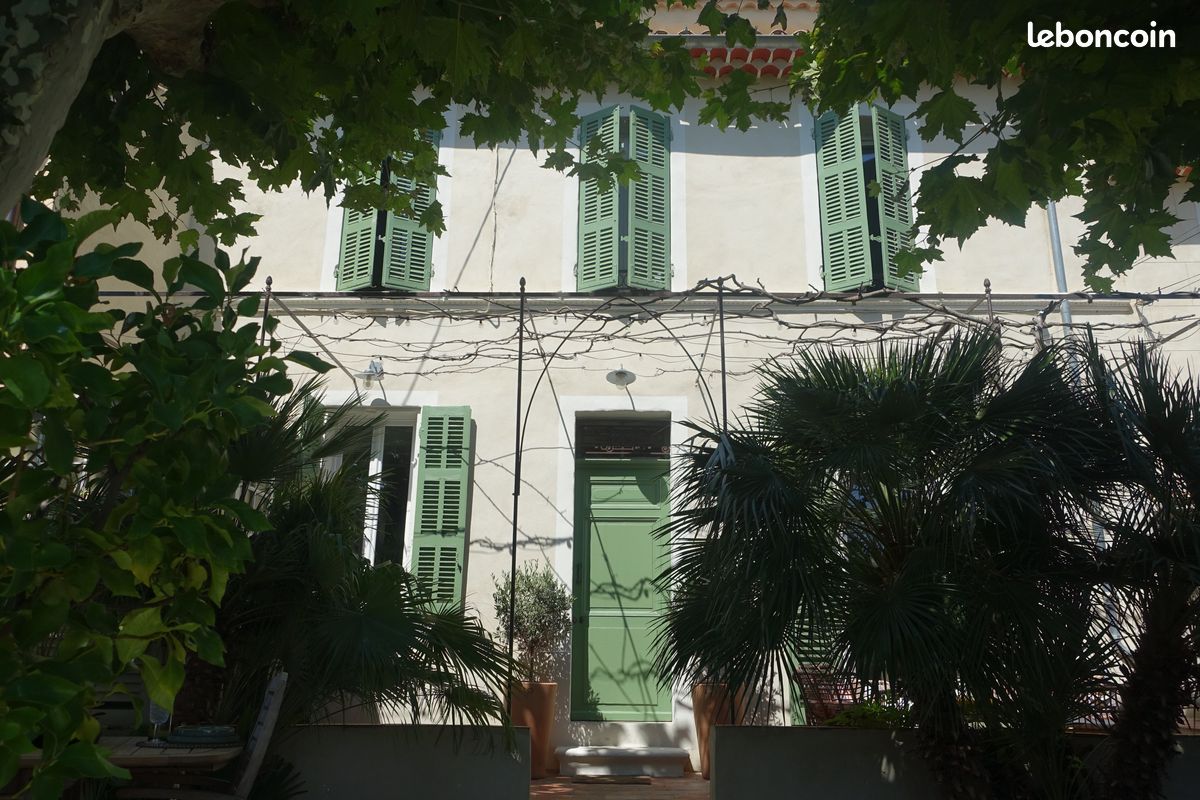 Maison 6 pièces 145 m² · à Gémenos · 145 m² · 889 000 €