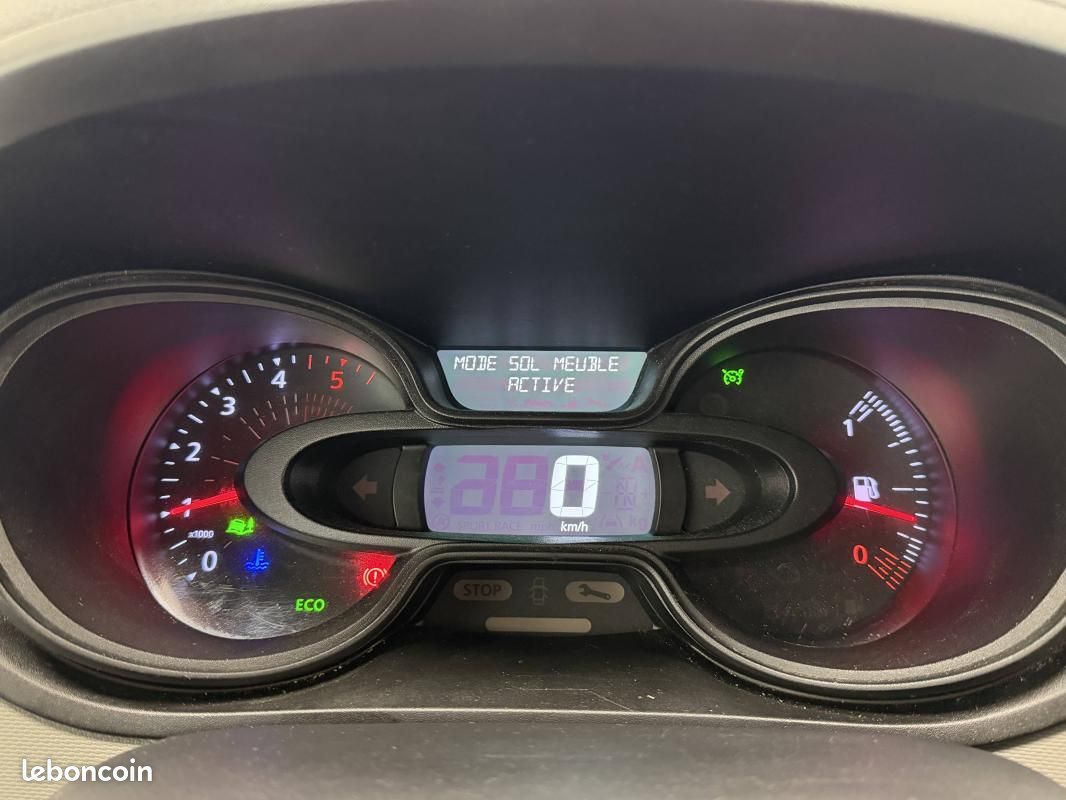 Renault Trafic 4p Combi Zen L1 Energy dCi 125 9 places / À PARTIR DE 302,05 (image 33)