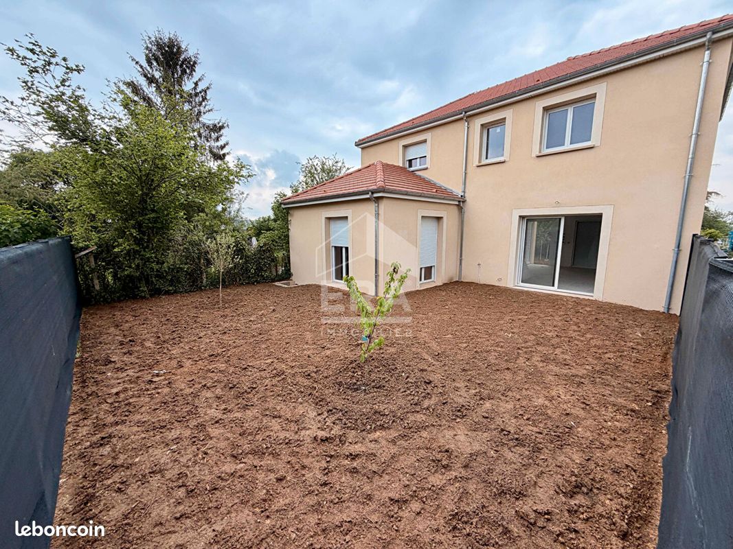 Maison 6 pièces 140 m² · à Montereau-Fault-Yonne · 140 m² · 295 000 €