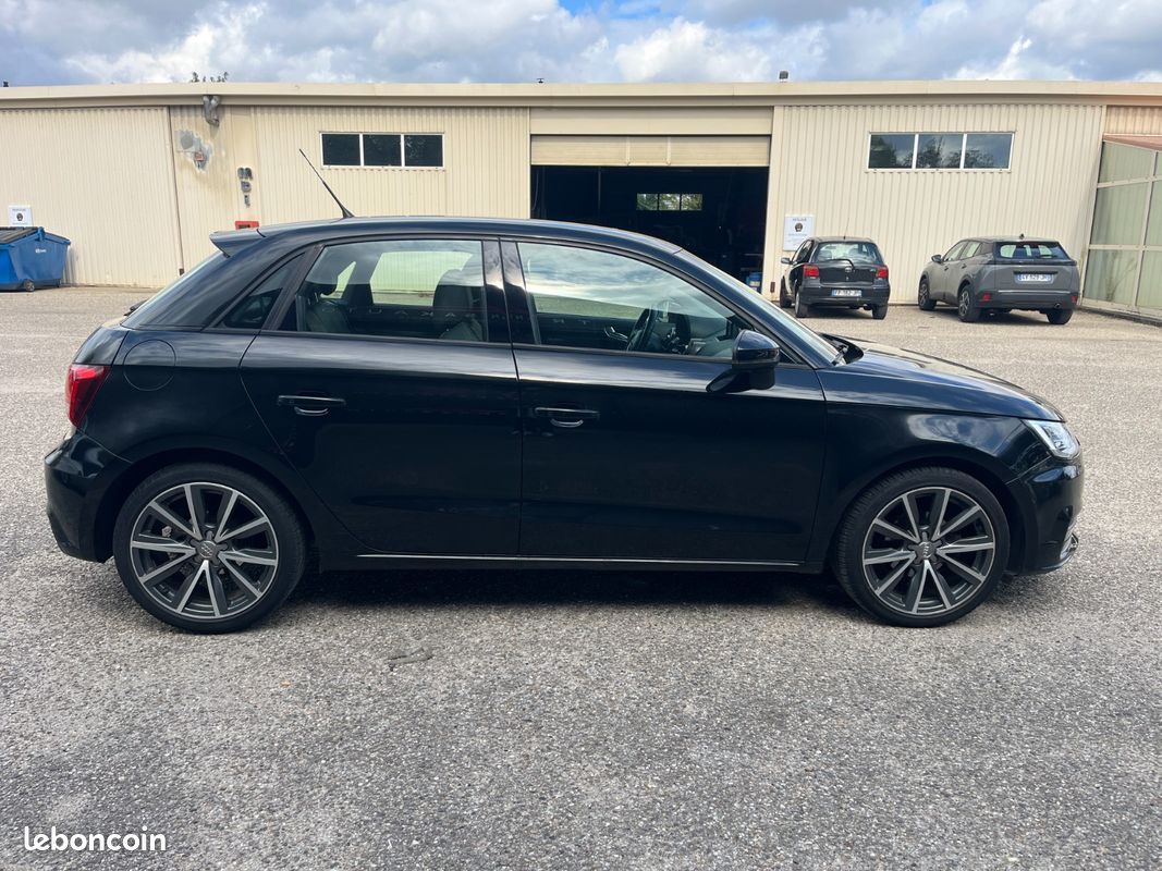 AUDI A1 SPORTBACK 1.4 TDI 90 ultra Ambition Luxe S tronic (image 6)