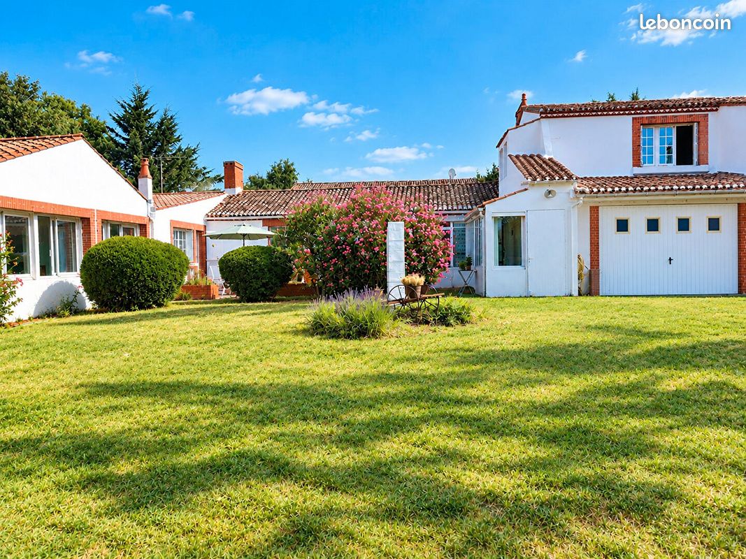 Maison 9 pièces 180 m² · à Bretignolles-sur-Mer · 180 m² · 830 000 €