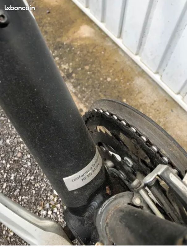 Vélo de marque Stevens (image 4)