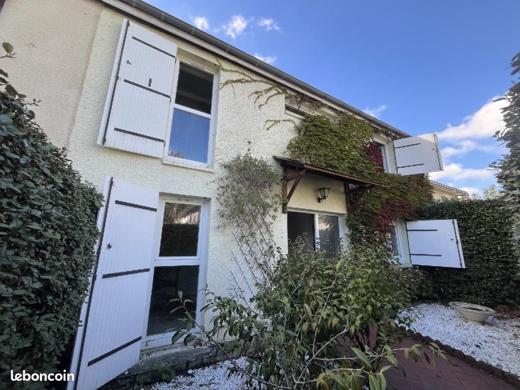Maison 8 pièces 140 m² · à Gradignan · 140 m² · 391 700 €