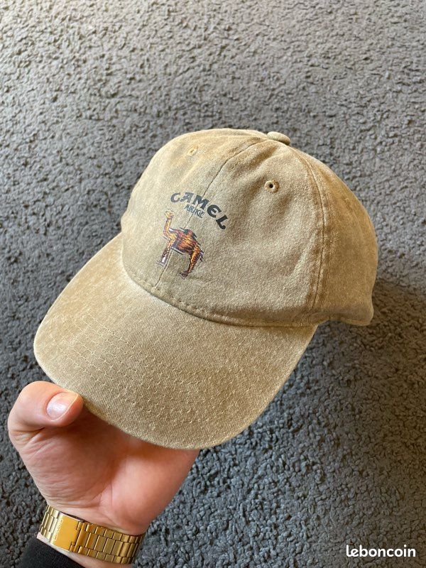 Casquette camel très bon état taille adultes réglable beige jamais porté (image 3)