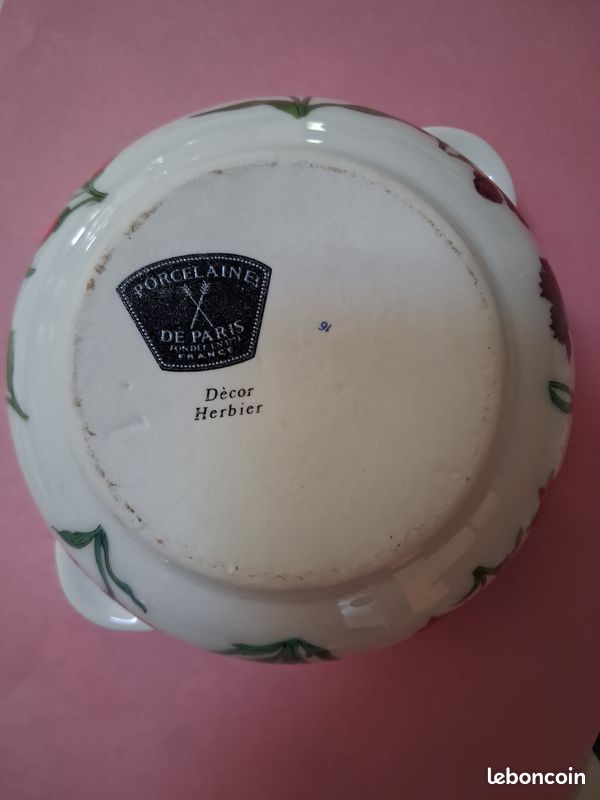 Bol couvert en porcelaine de Paris (image 4)