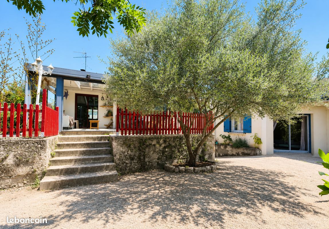 Maison 8 pièces 170 m² · à Montélier · 170 m² · 390 000 €