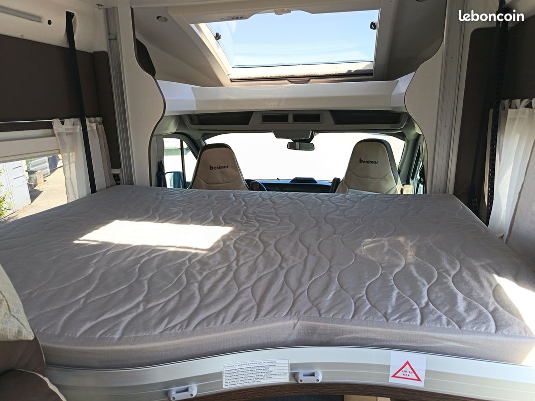 BENIMAR TESSORO 481 NORTHAUTOKAPP 2022 – Ford 170CV Auto – Compact 5,99 m – Lit Pavillon (image 10)
