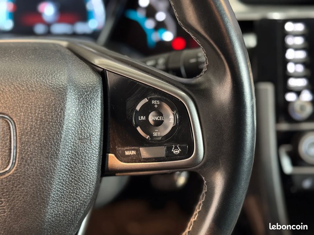 HONDA Civic 1.0 I-VTEC 126ch Executive 2022 / CarPlay / Suivi complet (image 12)