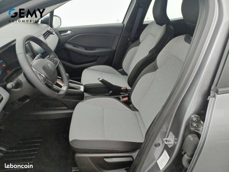 Renault Clio E-Tech full hybrid 145 ch GSR2 Evolution (image 9)