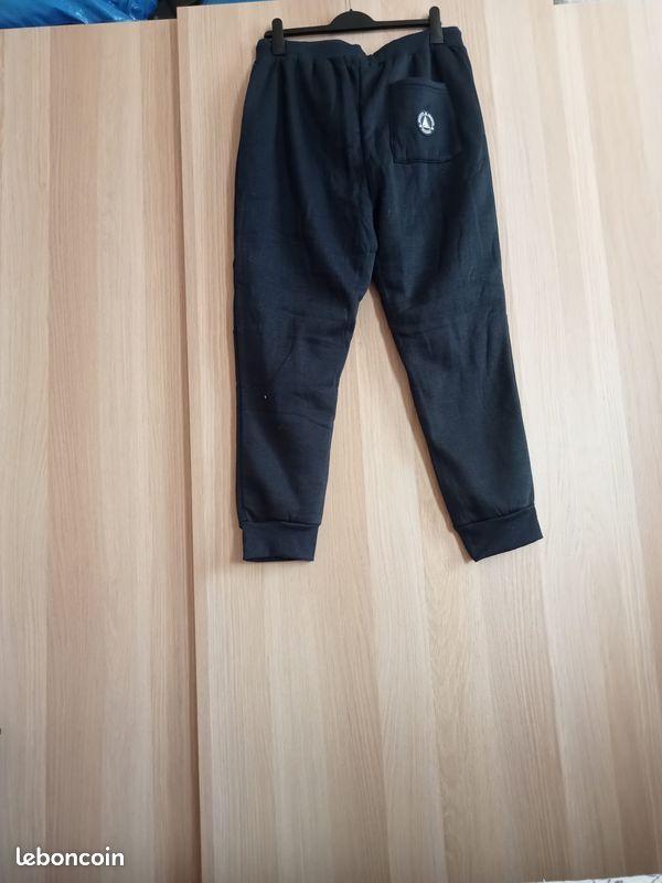 Pentalon homme neuf XL (image 1)