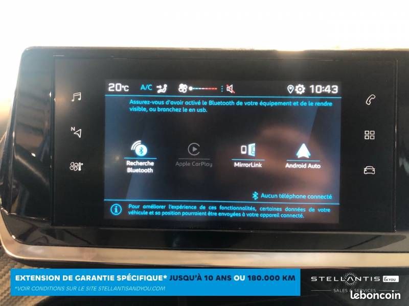 Peugeot 208 PureTech 100 S&S EAT8 Style (image 19)