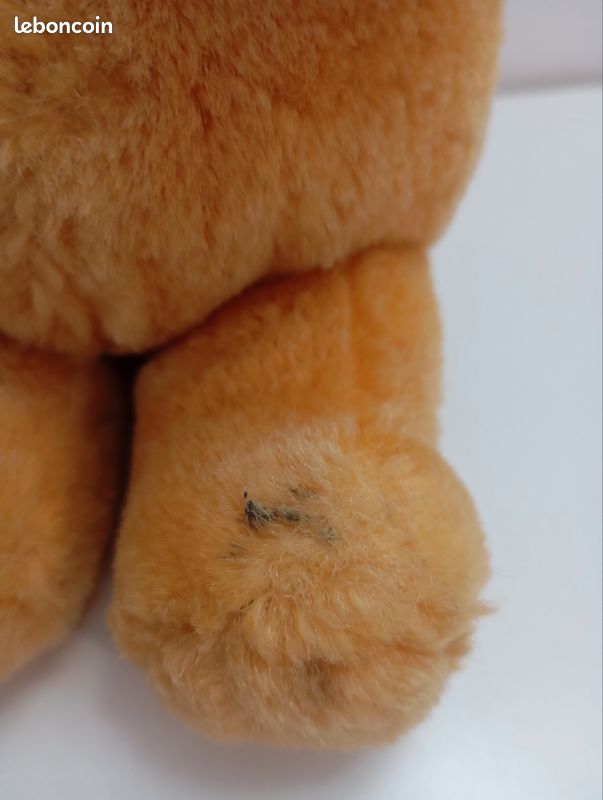 Lot 2 peluches Winnie l’Ourson Disney 30 cm et 23 cm (image 6)
