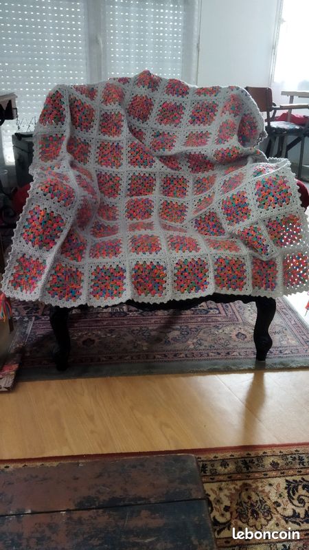 Plaid au crochet (image 1)