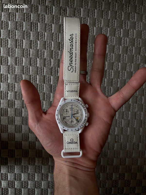 Montre blanche (image 2)