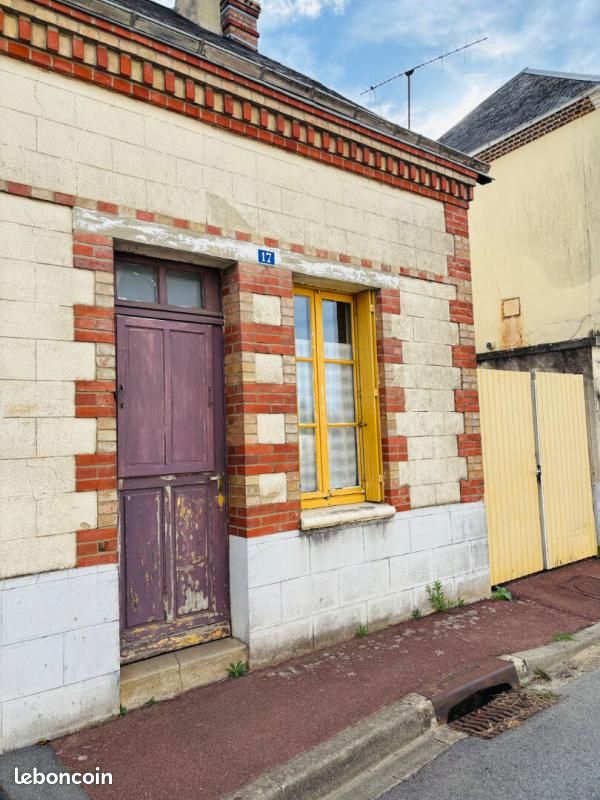 Maison 5 pièces 127 m² · à Melleray · 127 m² · 49 990 €