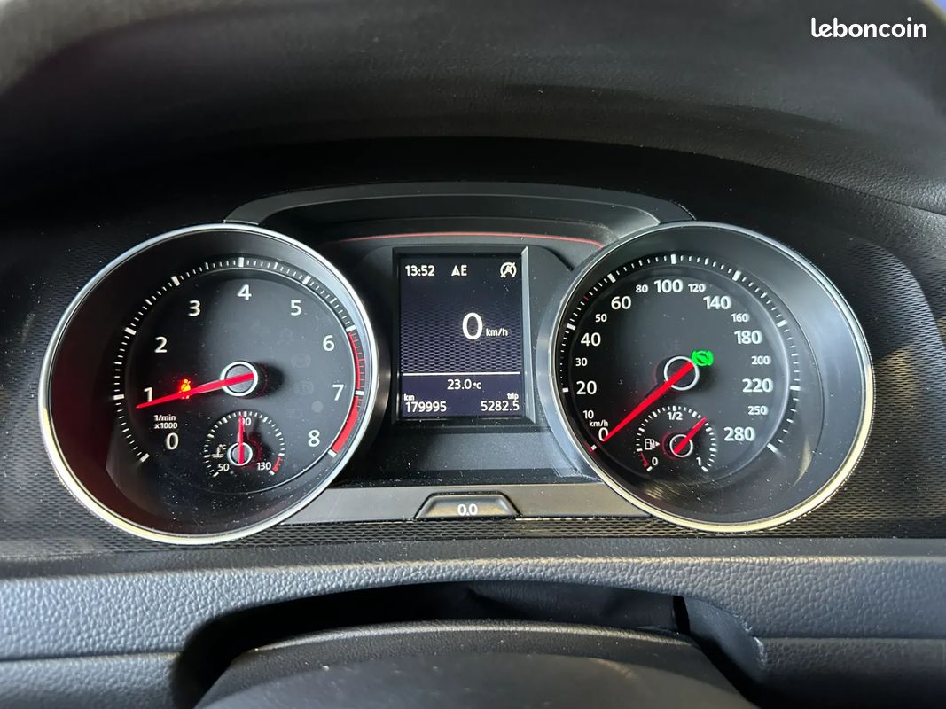 VOLKSWAGEN Golf VI 7 2.0 230ch GTI Performance DSG 7 - 2014 - Suivi complet - Boîte auto - LED (image 11)