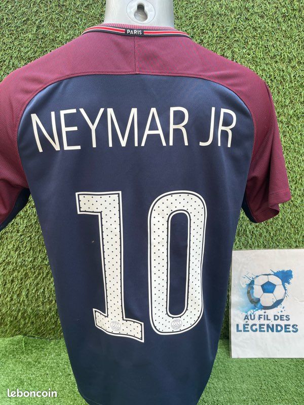 Maillot Neymar PSG extérieur 2017/18 sur