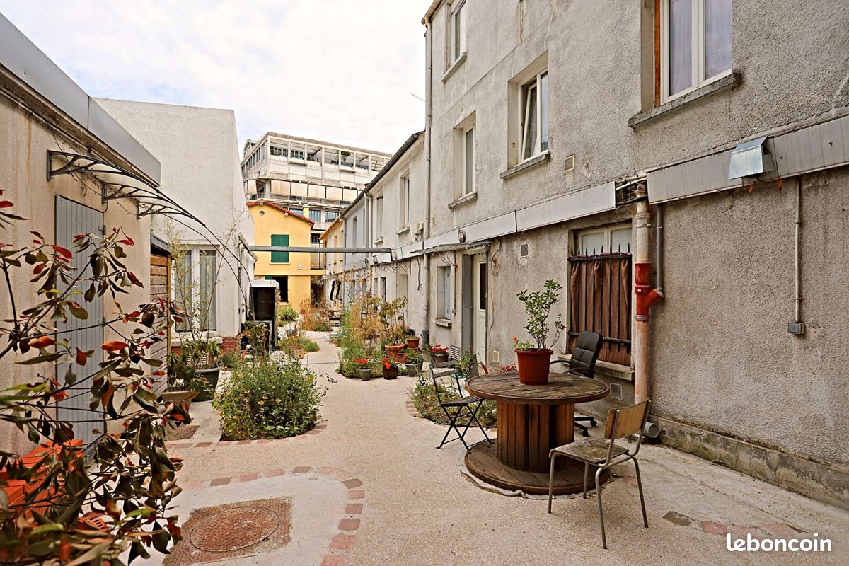 Maison 2 pièces 35 m² · à Pantin · 35 m² · 235 000 €
