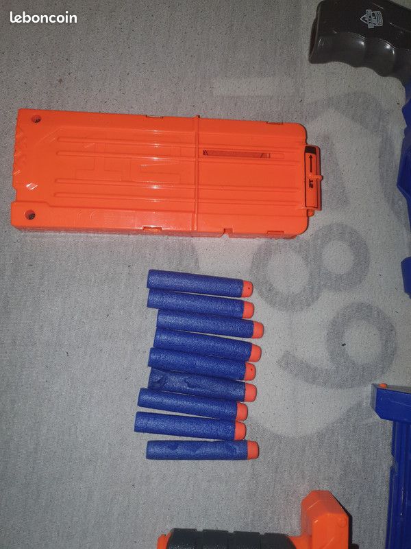 Nerf Elite Retaliator (image 2)