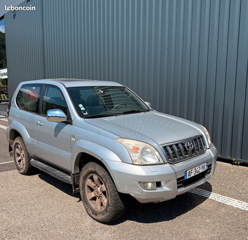 Toyota Land cruiser 2003 (image 1)