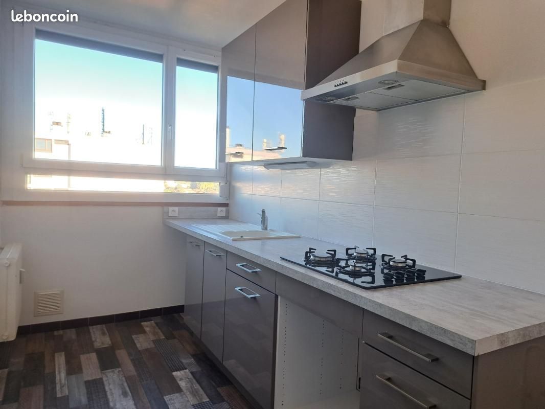 Appartement 4 pièces 76 m² · à Saint-Dizier · 76 m² · 800 €