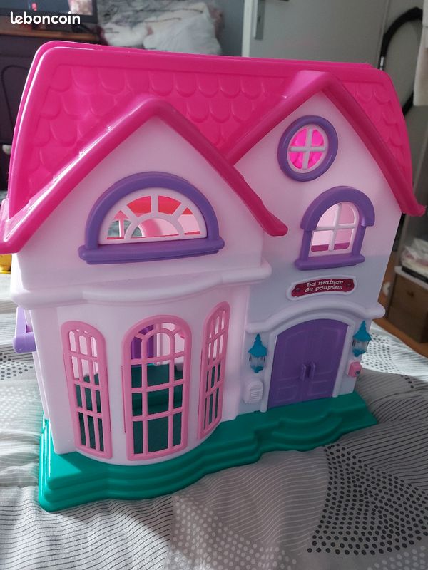 Petit maison de poupée (image 1)