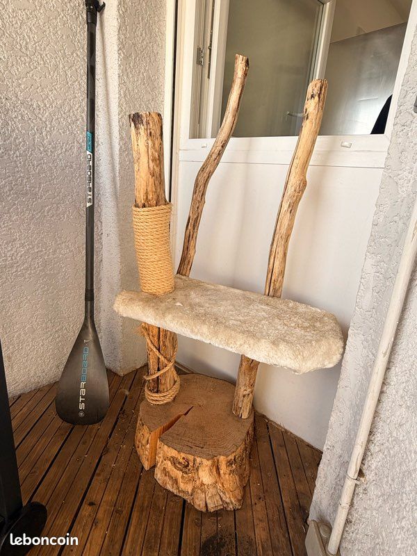 Arbre à chat artisanal (image 2)
