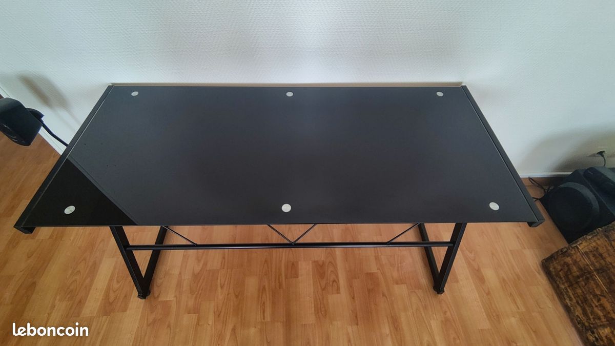 Bureau noir en verre (image 2)