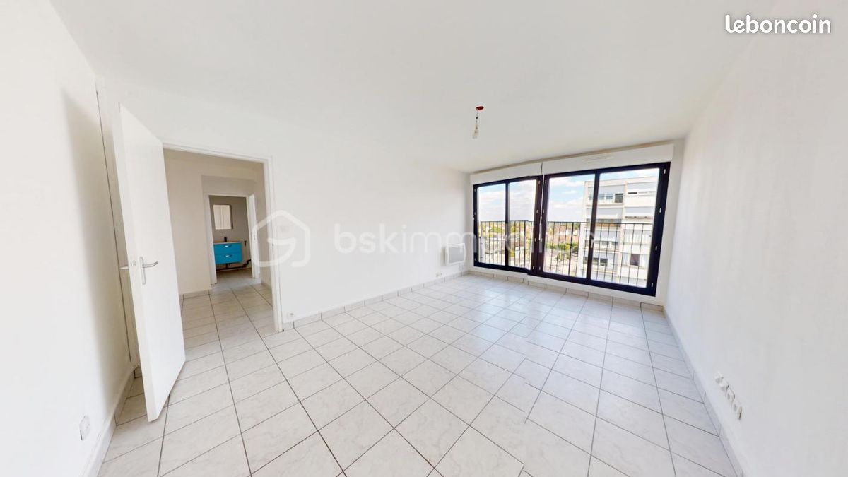 Appartement 3 pièces 59 m² · à Montargis · 59 m² · 890 €