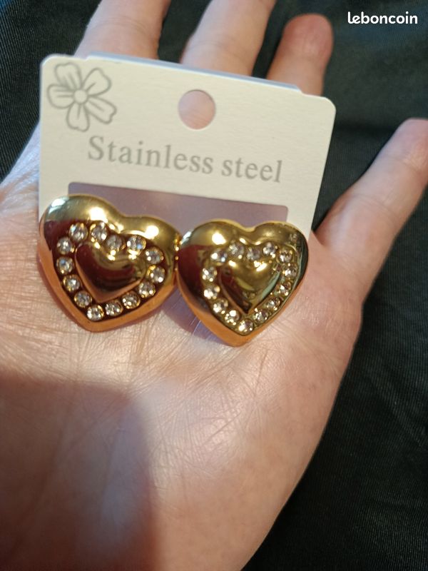 Boucles d'oreilles cœur acier inoxydable doré. Neuves (image 3)
