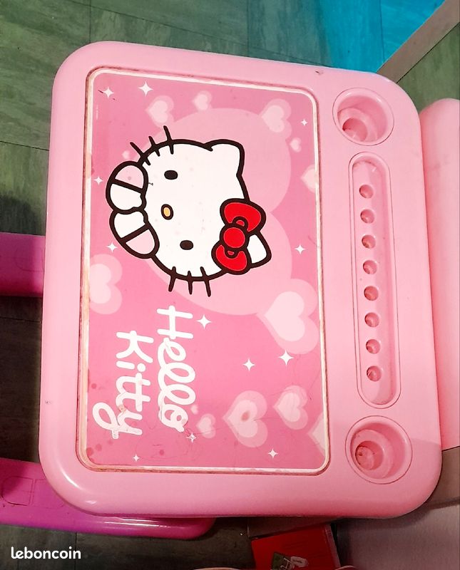 Bureau hello kitty (image 2)