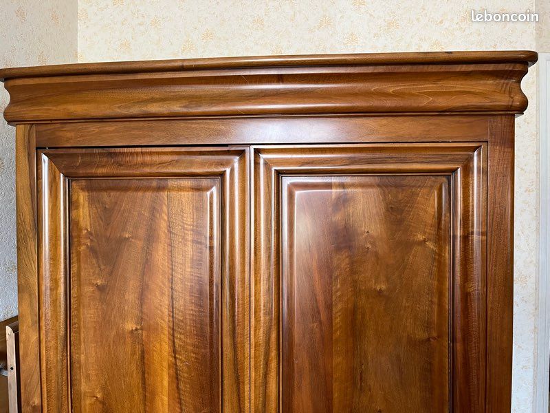 Armoire en noyer massif style Louis-Philippe (image 3)