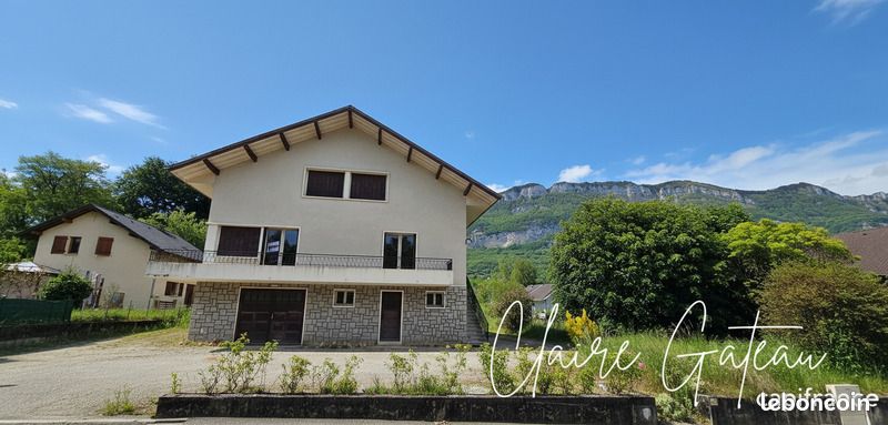 Maison 6 pièces 142 m² · à Drumettaz-Clarafond · 142 m² · 627 000 €