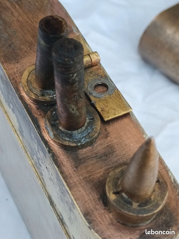 Ancien grand briquet travail de tranchée en laiton - DISPONIBLE (image 13)