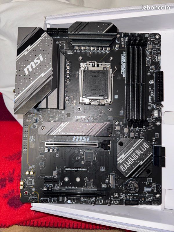 Carte mère MSI B650 HS (image 1)