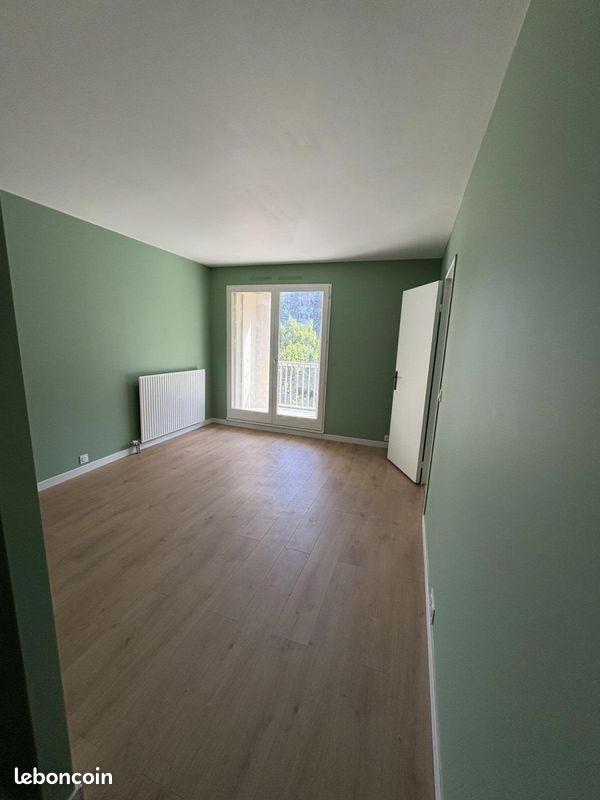Appartement 1 pièce 31 m² · à Créteil · 31 m² · 1 070 €/mois