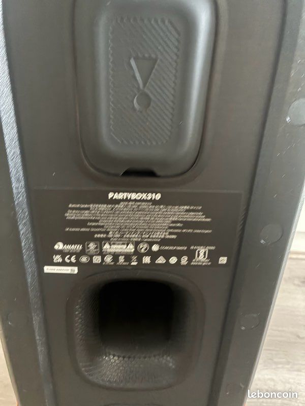 JBL PartyBox 310 – Enceinte Bluetooth 240W – Très bon son (image 4)