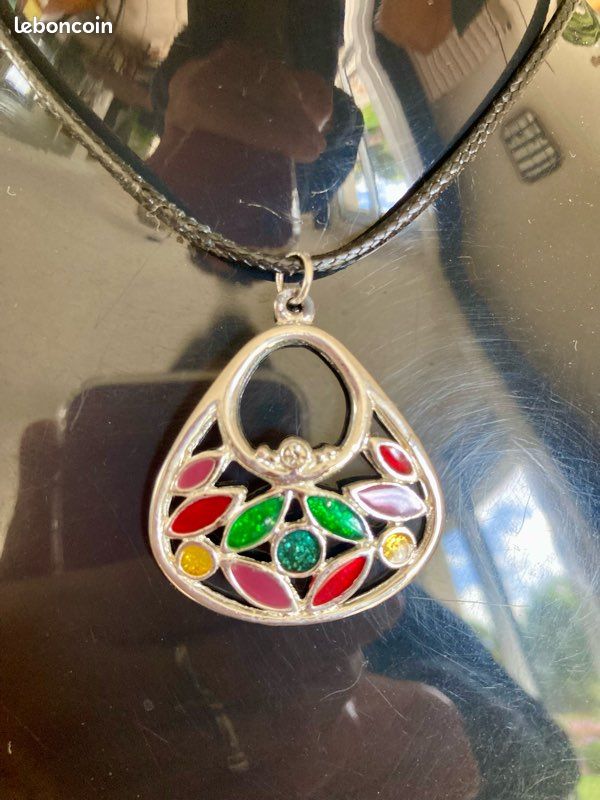 Lot De Bijoux Fantaisie Vintage Anciens - Colliers Et Pièces Diverses Rares