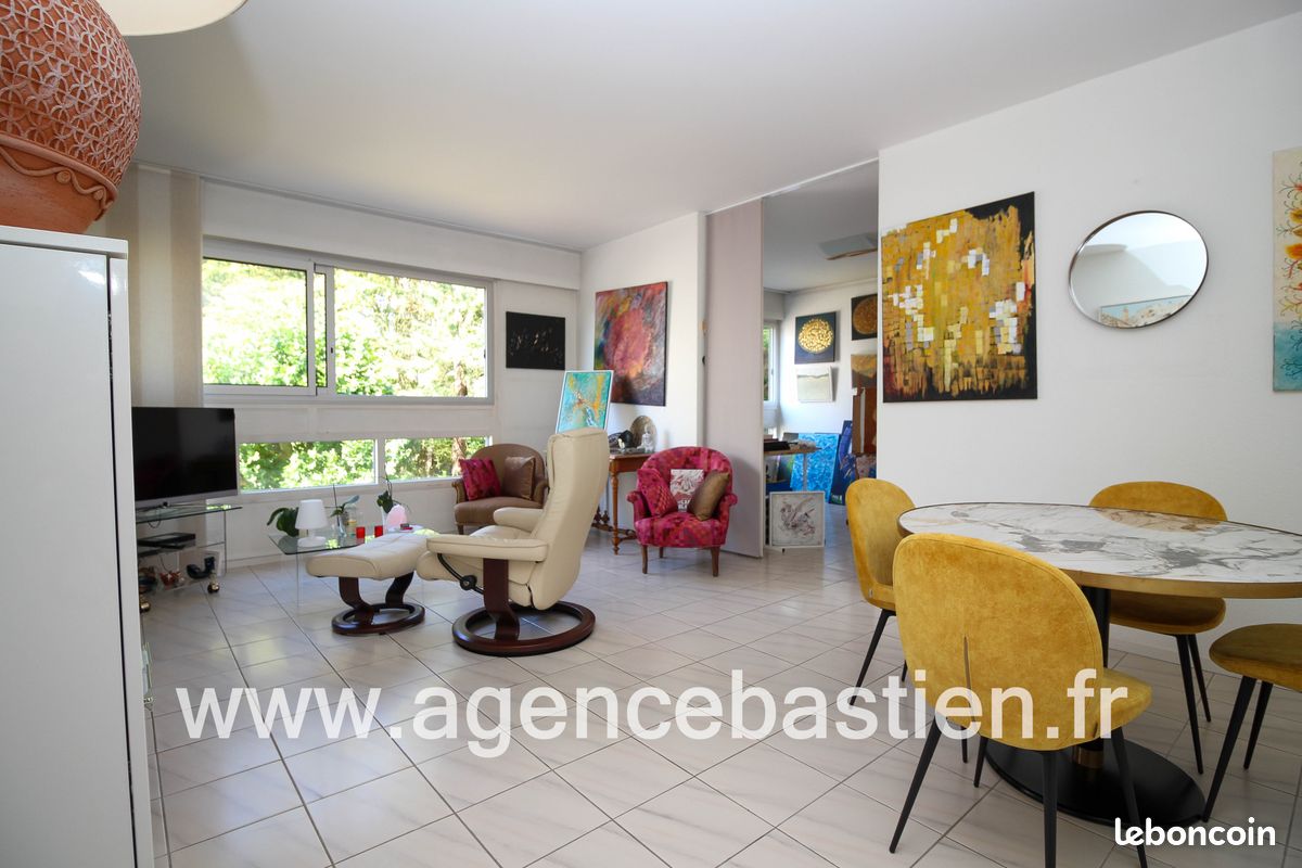 Appartement 4 pièces 85 m² · à Ferney-Voltaire · 85 m² · 349 000 €