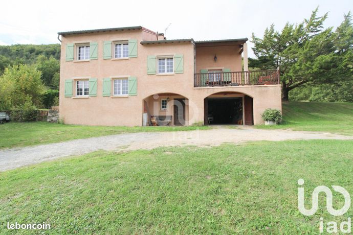 Villa 4 pièces 161 m²