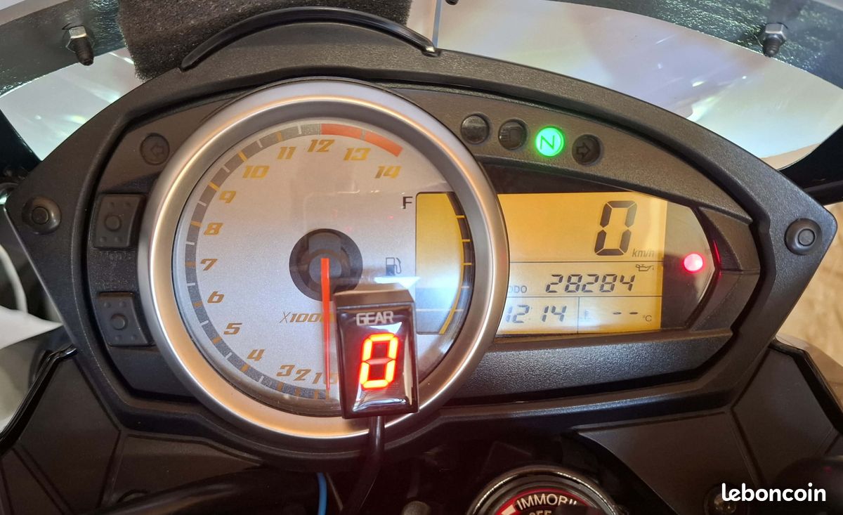 Kawazaki Z750 (image 2)