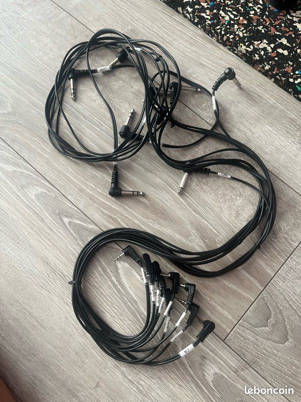 Batterie électronique Yamaha avec tapis insonorisant (image 16)