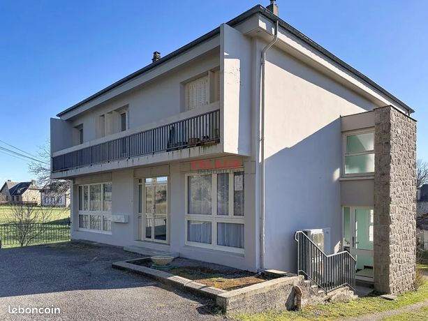 Immeuble 286 m² Lapleau