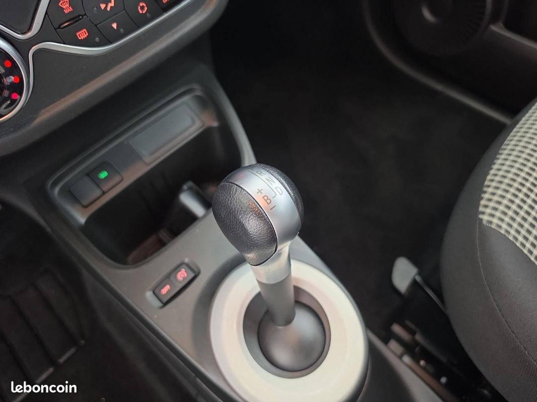 RENAULT Twingo III E-Tech Authentic (image 13)